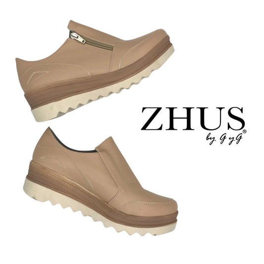 Zapatilla nude asimétrica