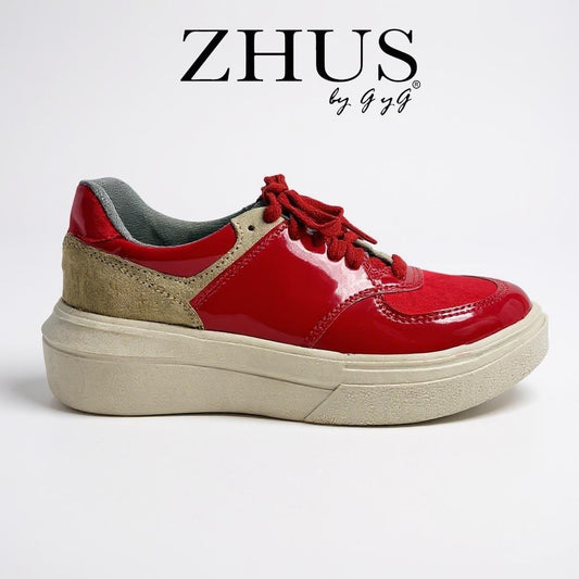 Tenis rojas asimétricas