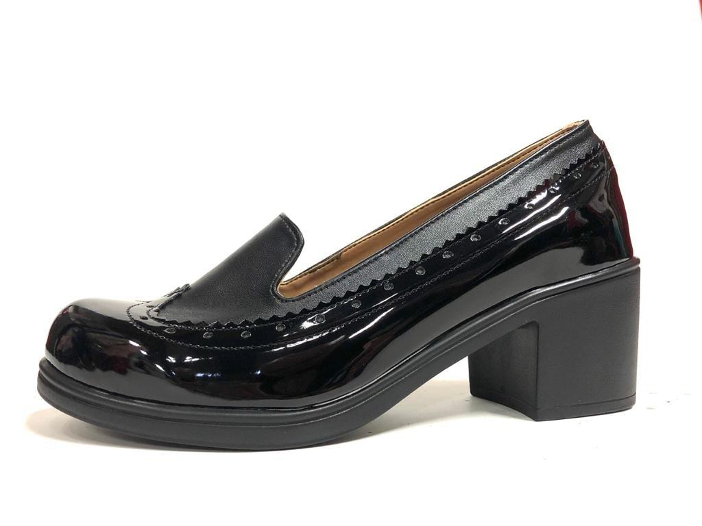 Oxford negro charol tipo americano