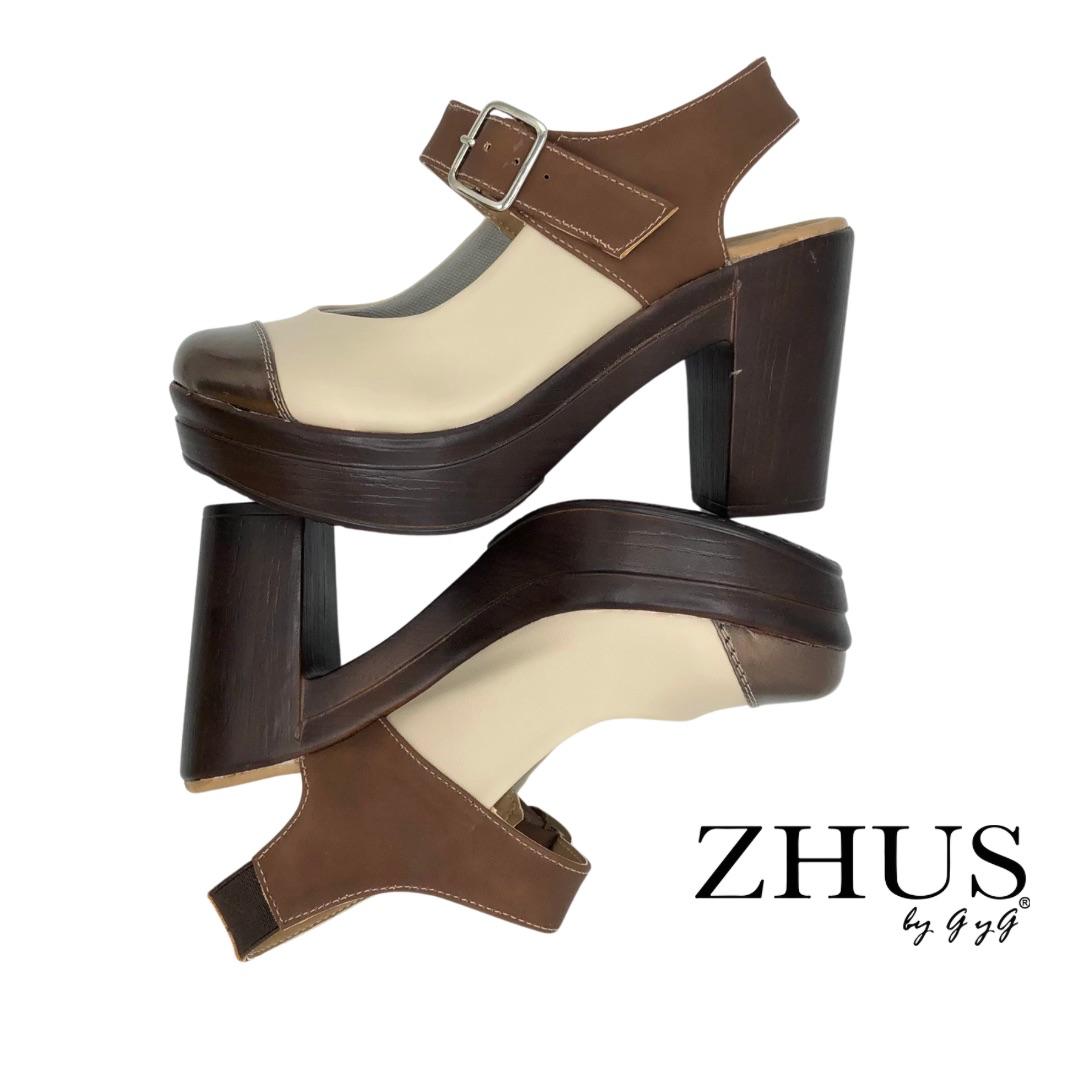 Zapato beige y café, tacón mediano
