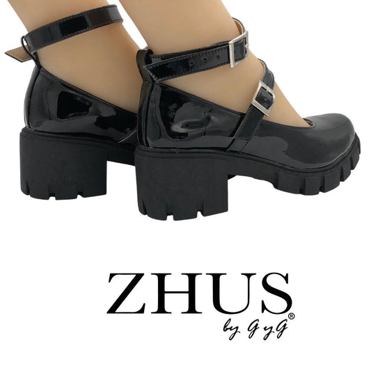 Tacón bajo charol merlina muñeca