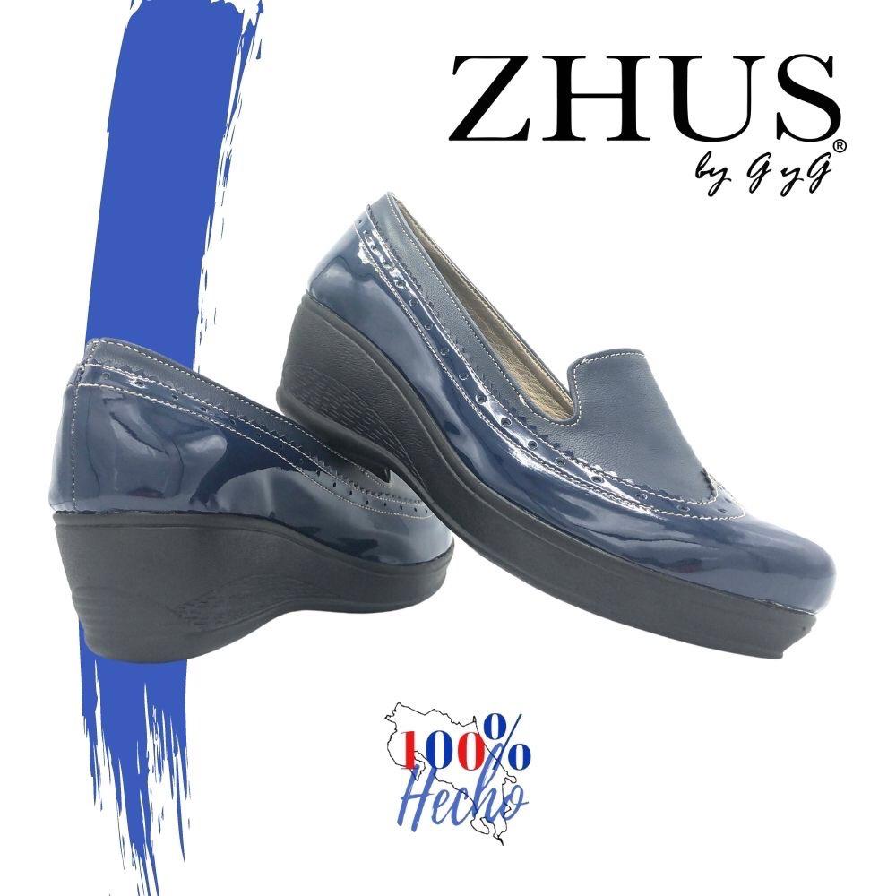 Cuña azul charol bajita tipo americana