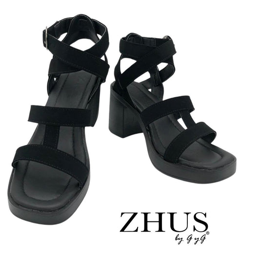 Sandalia negra tacón cuadrado mediano