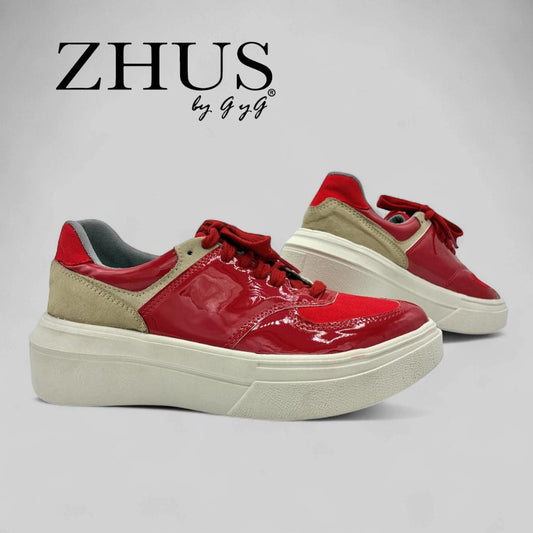 Tenis rojas asimétricas