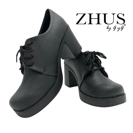 Ejecutivo negro con cordones