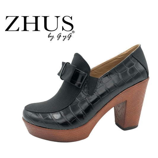 Mocasín negro tacón mediano